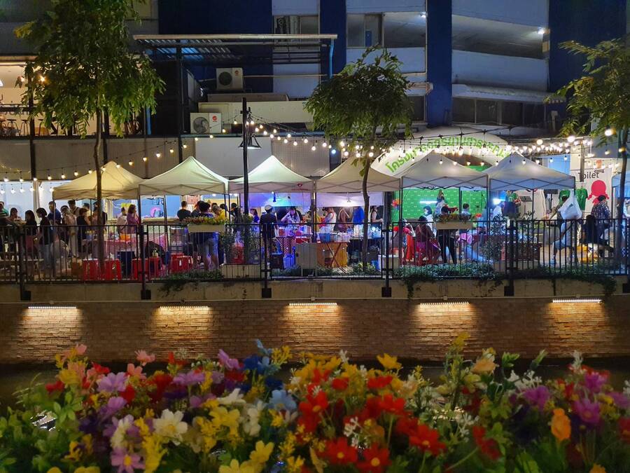 ร้านค้า ร้านอาหาร คลองโอ่งอ่าง