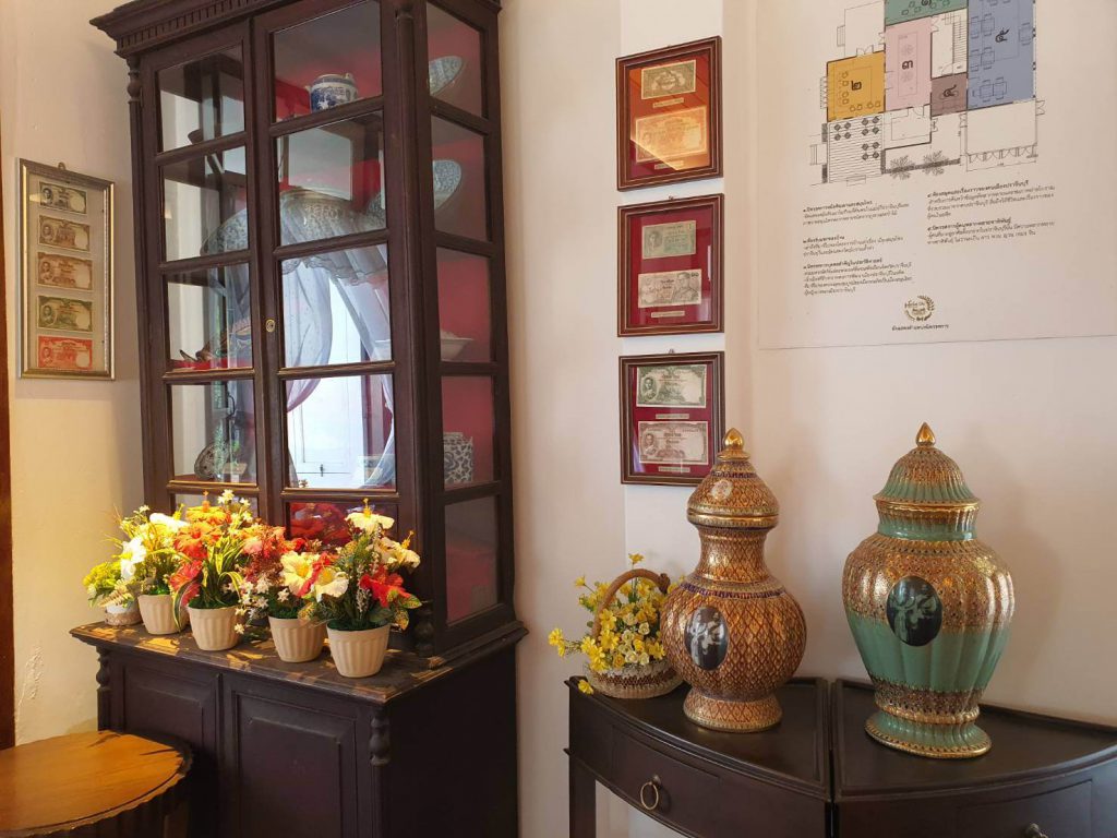 โต๊ะอาหารบ้านเล่าเรื่อง มีประวัติเรื่องราวความเป็นมาของปราจีน