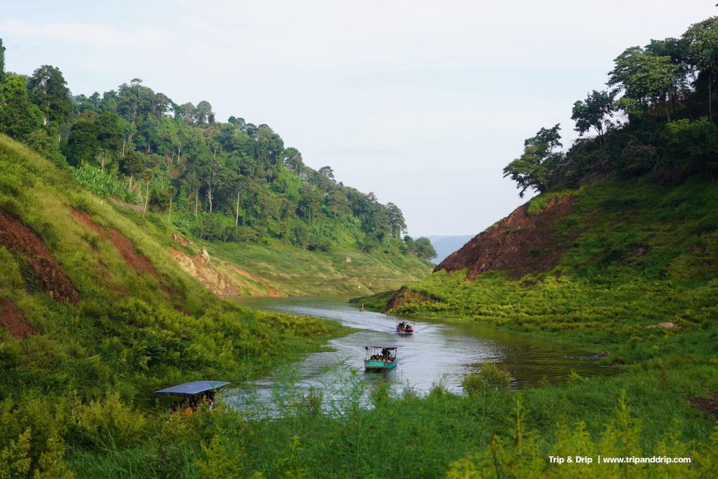 แหล่งต้นน้ำเขื่อนขุนด่าน