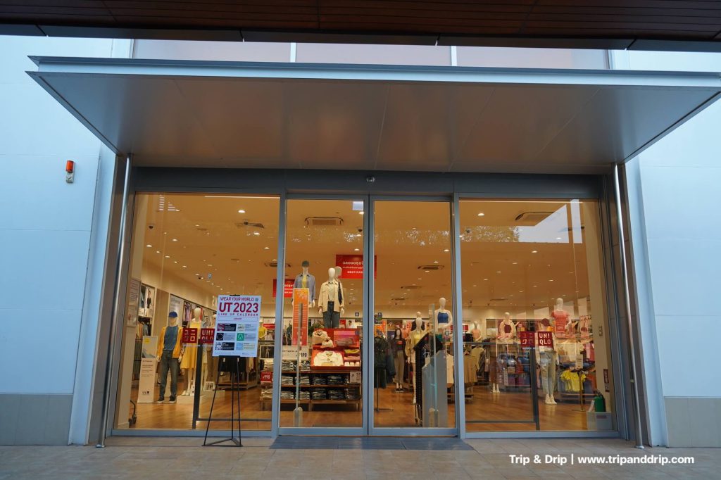 uniqlo ที่ lasalle avenue