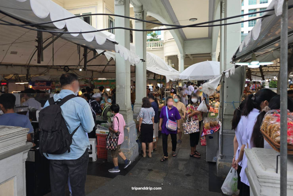 ตลาดนัดวังพญาไท